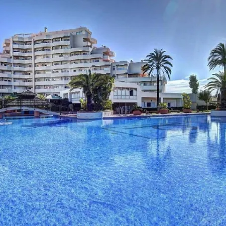 Apartment Deluxe Large Sea Views Benalbeach